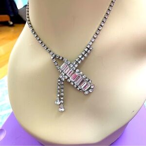 Vintage Stunning Clear Rhinestone Necklace  Clip Earrings Elegant Drop Small